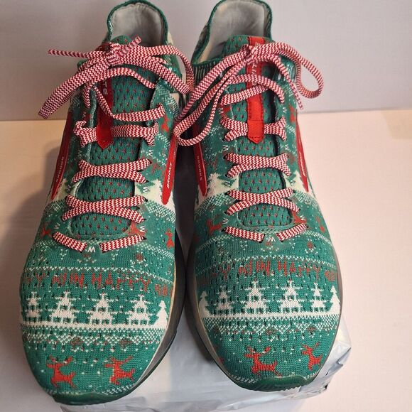 Brooks Levitate 2 Merry Christmas Men\'s Sneakers Shoes.  Size 12. RARE main image 5